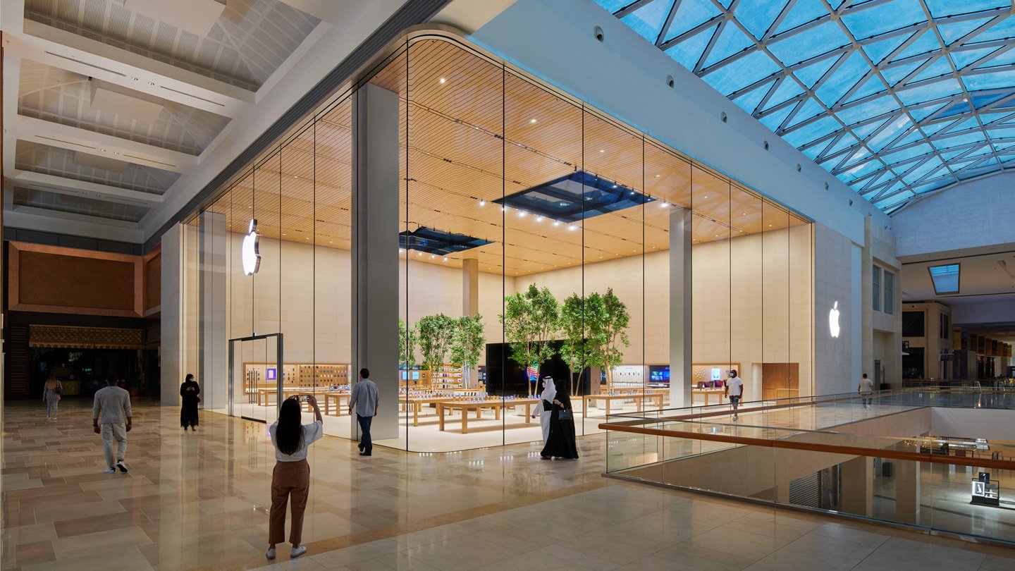 Apple Store - Yas Mall, Abu Dhabi
